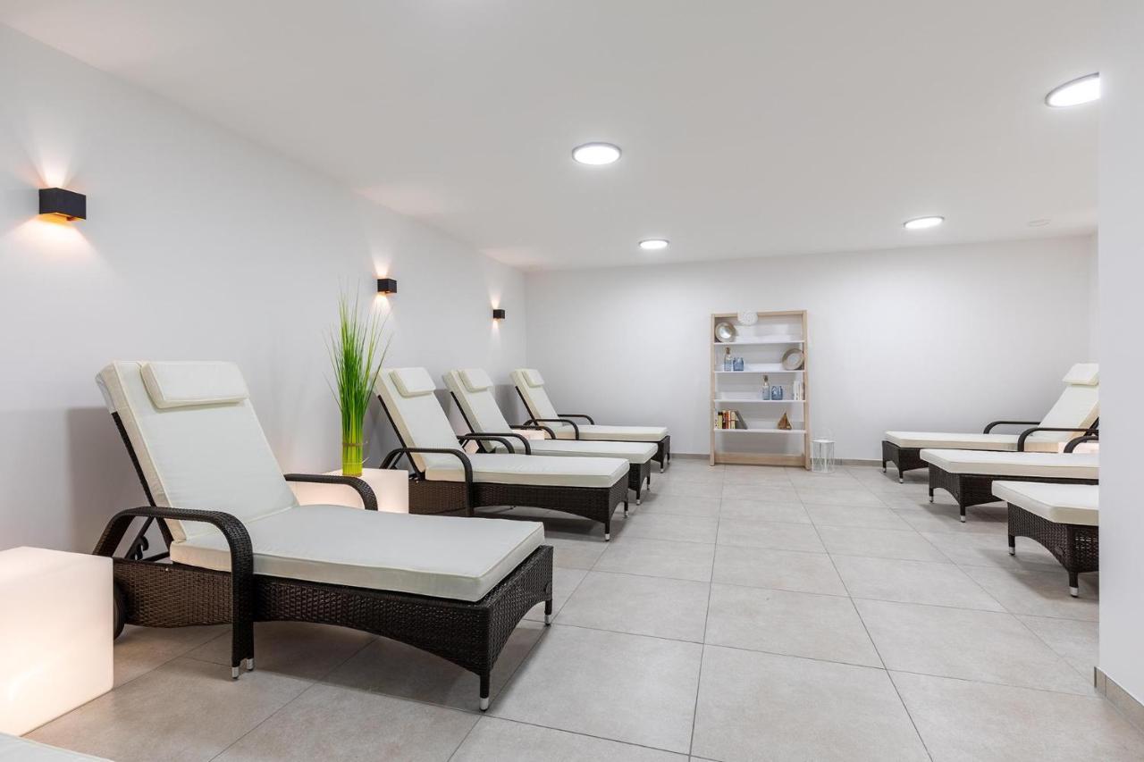Aparthotel Ostseeallee Aparthotel Ostseeallee 2-09 ボルテンハーゲン エクステリア 写真